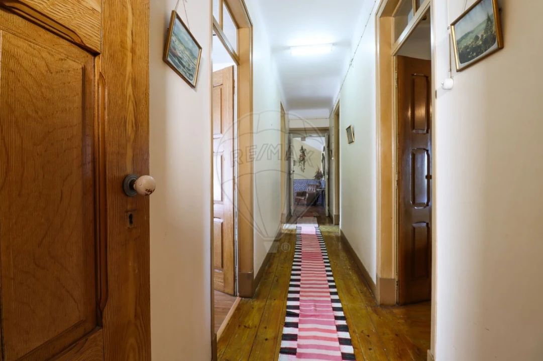 Moradia T6 para Venda em Martinchel Foto 23