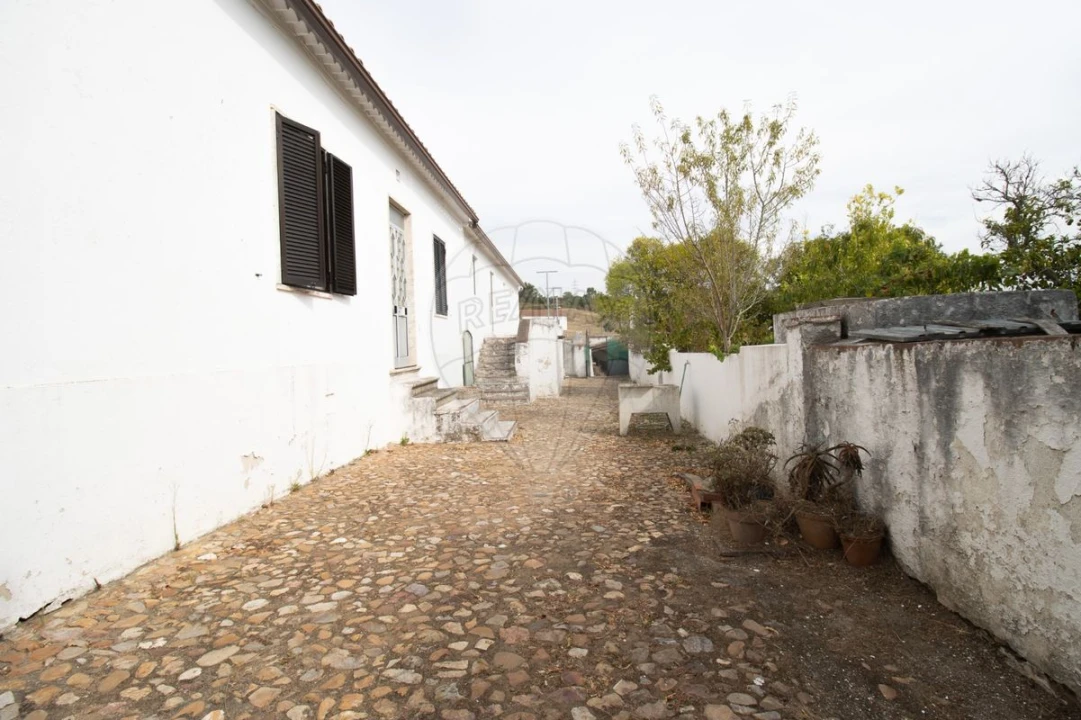 Moradia T6 para Venda em Martinchel Foto 38