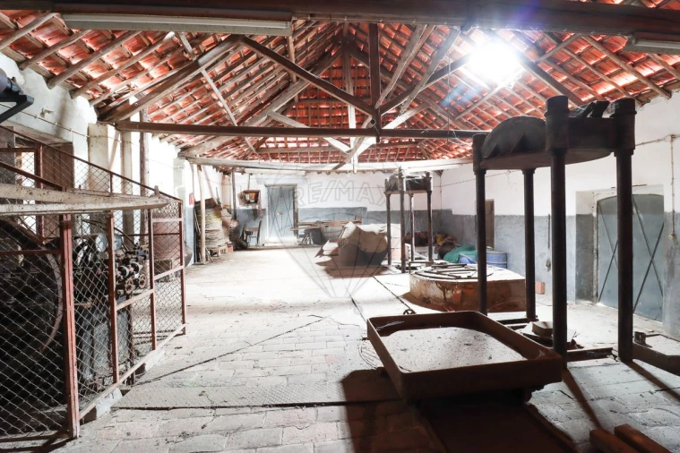 Moradia T6 para Venda em Martinchel Foto 49