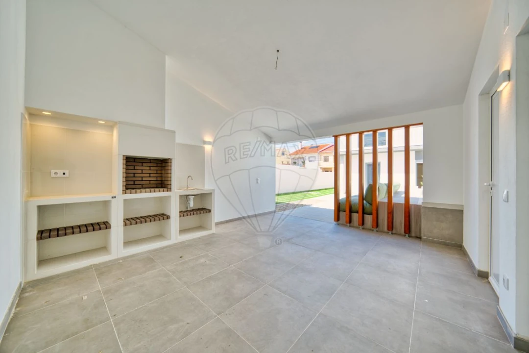 Moradia T3 para Venda em Almeirim Foto 42