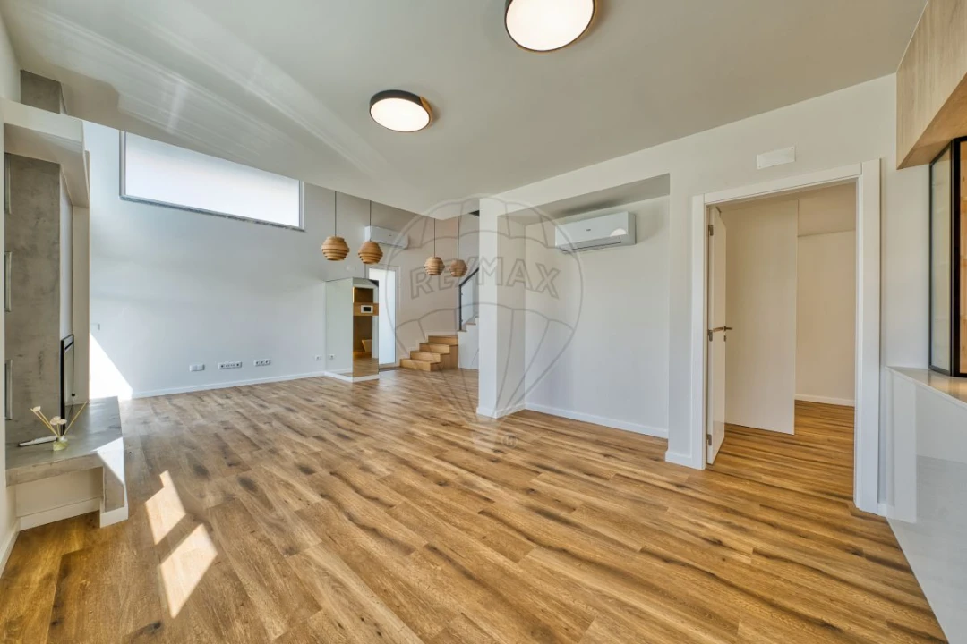 Moradia T3 para Venda em Almeirim Foto 10