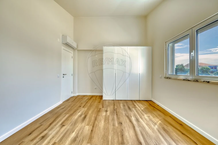 Moradia T3 para Venda em Almeirim Foto 24