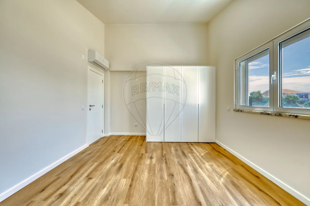 Moradia T3 para Venda em Almeirim Foto 24