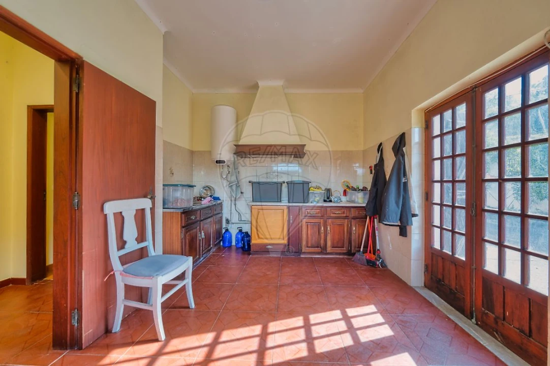 Moradia T8 para Venda em Romeira e Várzea Foto 24