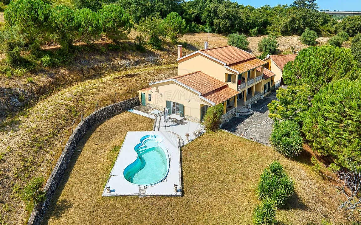 Moradia T8 para Venda em Romeira e Várzea Foto 9