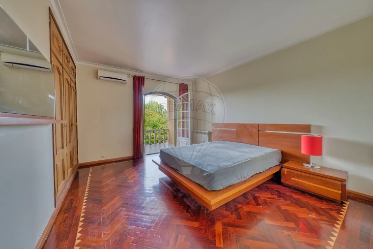 Moradia T8 para Venda em Romeira e Várzea Foto 47