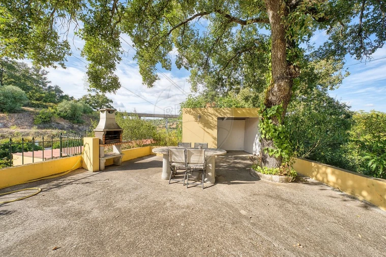 Moradia T8 para Venda em Romeira e Várzea Foto 7