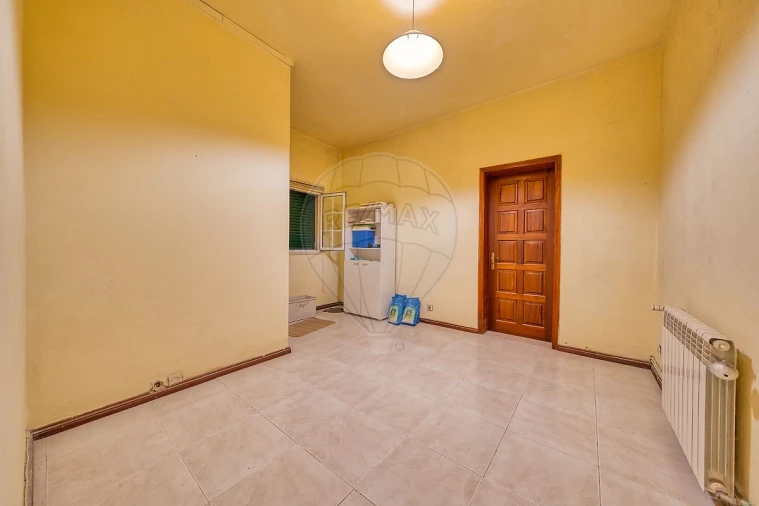 Moradia T8 para Venda em Romeira e Várzea Foto 29