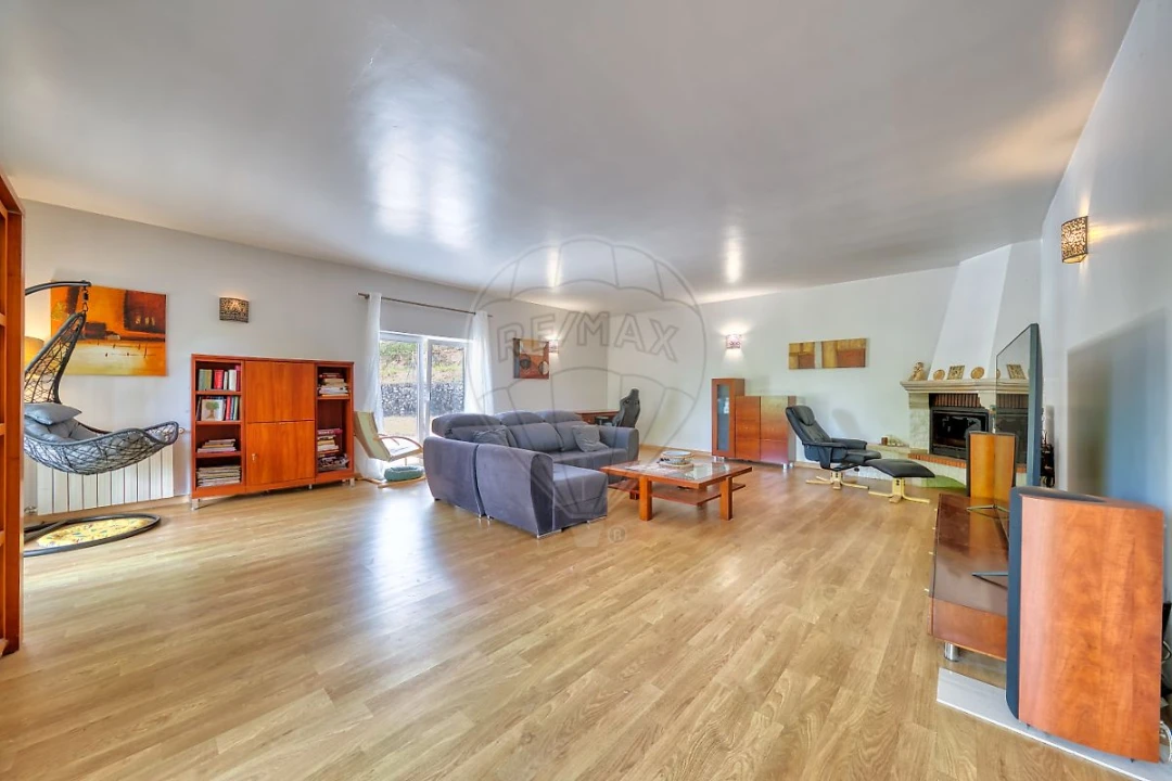 Moradia T8 para Venda em Romeira e Várzea Foto 31