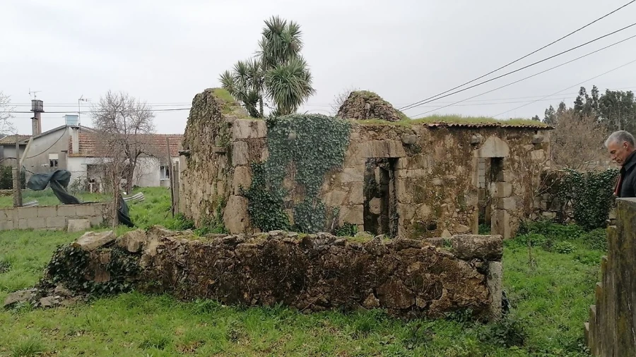 Moradia T2 para Venda em O. Azeméis, Riba-Ul, Ul, Macinhata Seixa, Madail Foto 16