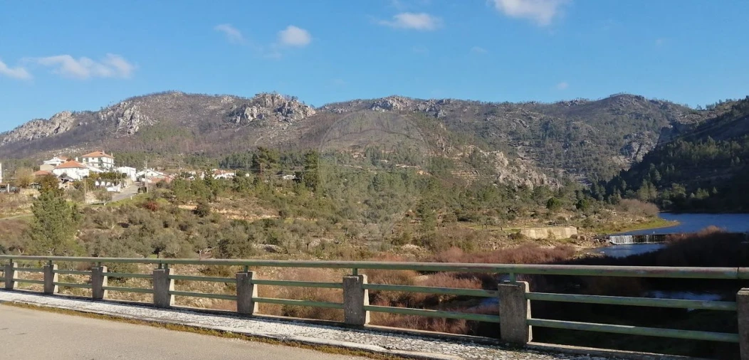 Moradia T2 para Venda em Sobreira Formosa e Alvito da Beira Foto 5