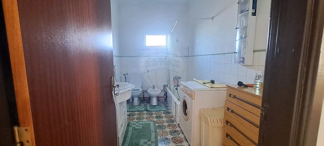 Moradia T4 para Venda em Antuzede e Vil de Matos Foto 14