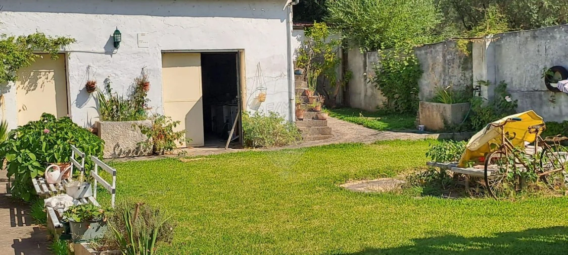 Moradia T4 para Venda em Antuzede e Vil de Matos Foto 3