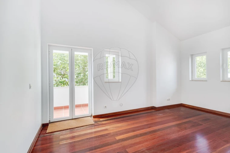 Apartamento T2 para Venda em Cascais e Estoril Foto 9