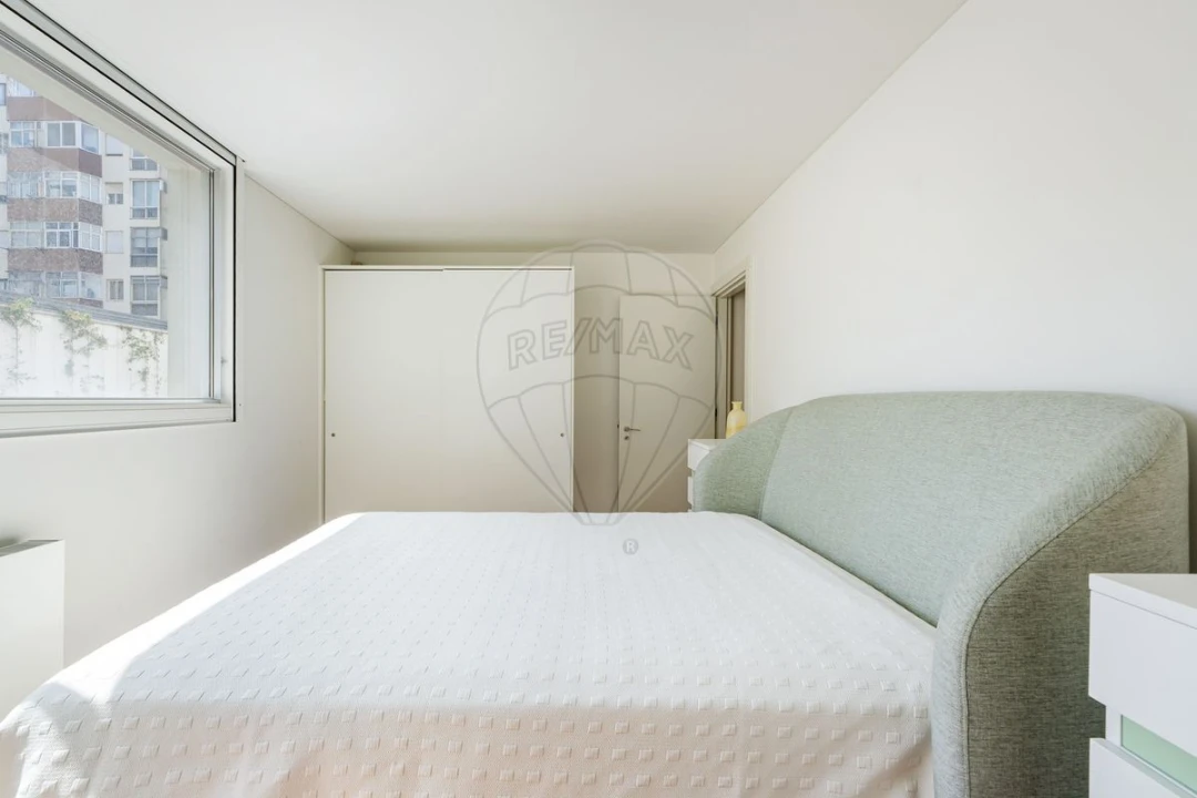 Apartamento T1 para Venda em Ramalde Foto 2