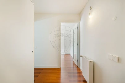 Apartamento T1 para Venda em Ramalde
