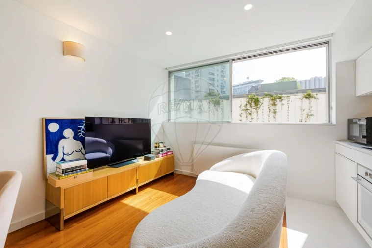 Apartamento T1 para Venda em Ramalde Foto 8