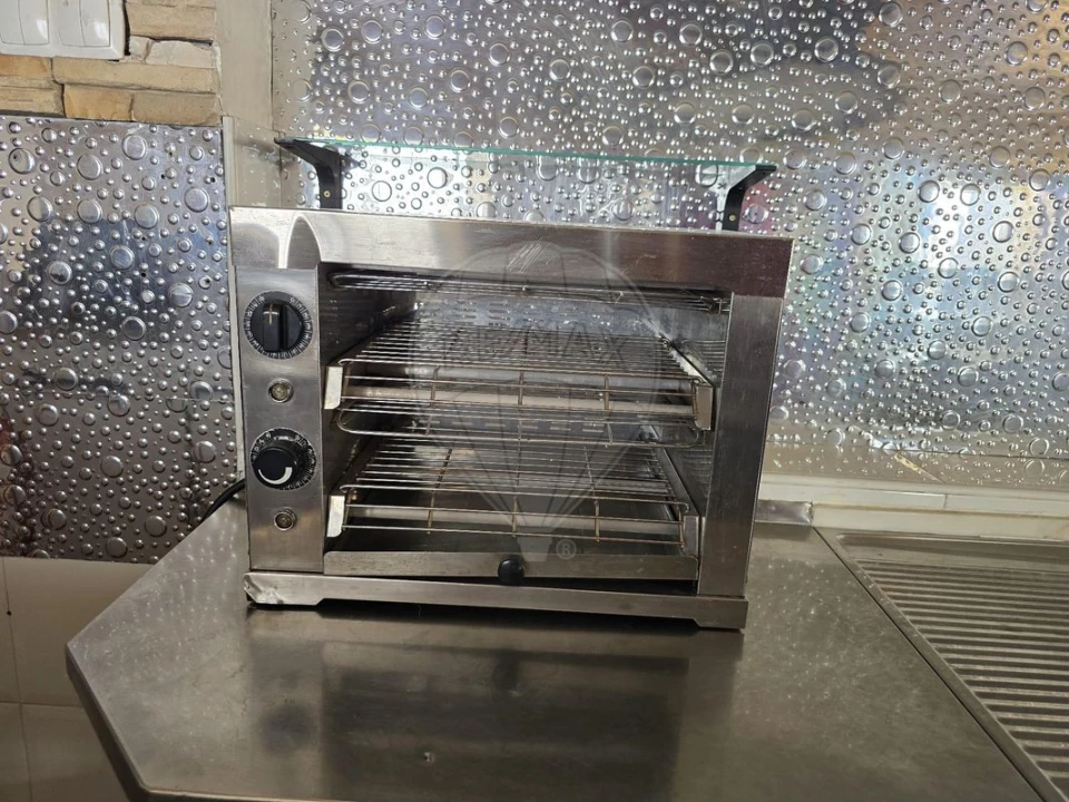 Loja para Arrendamento em Igreja Nova e Cheleiros Foto 17