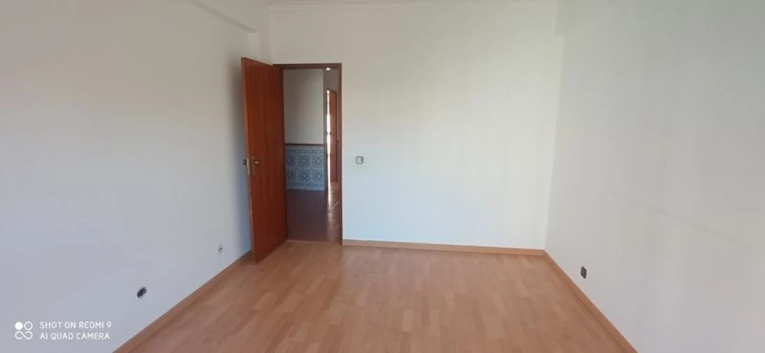 Apartamento T2 para Venda em Pinhal Novo Foto 8