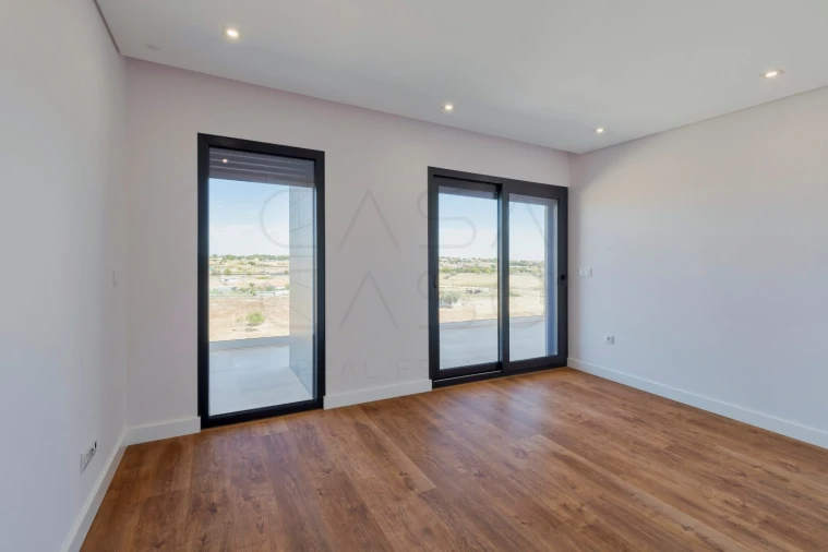 Apartamento T5 para Venda em Montijo e Afonsoeiro Foto 17