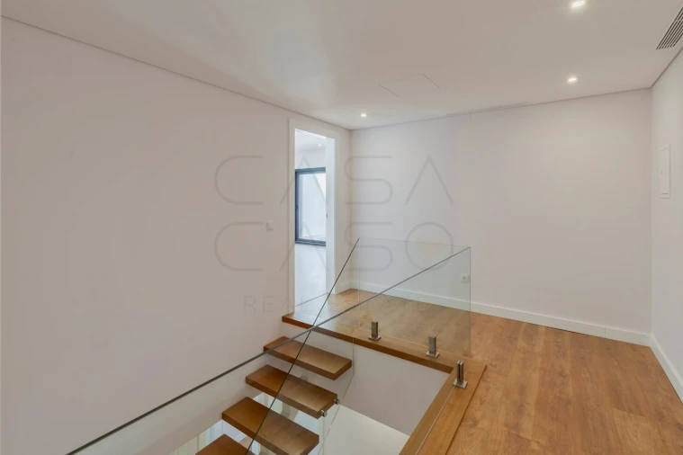 Apartamento T5 para Venda em Montijo e Afonsoeiro Foto 27