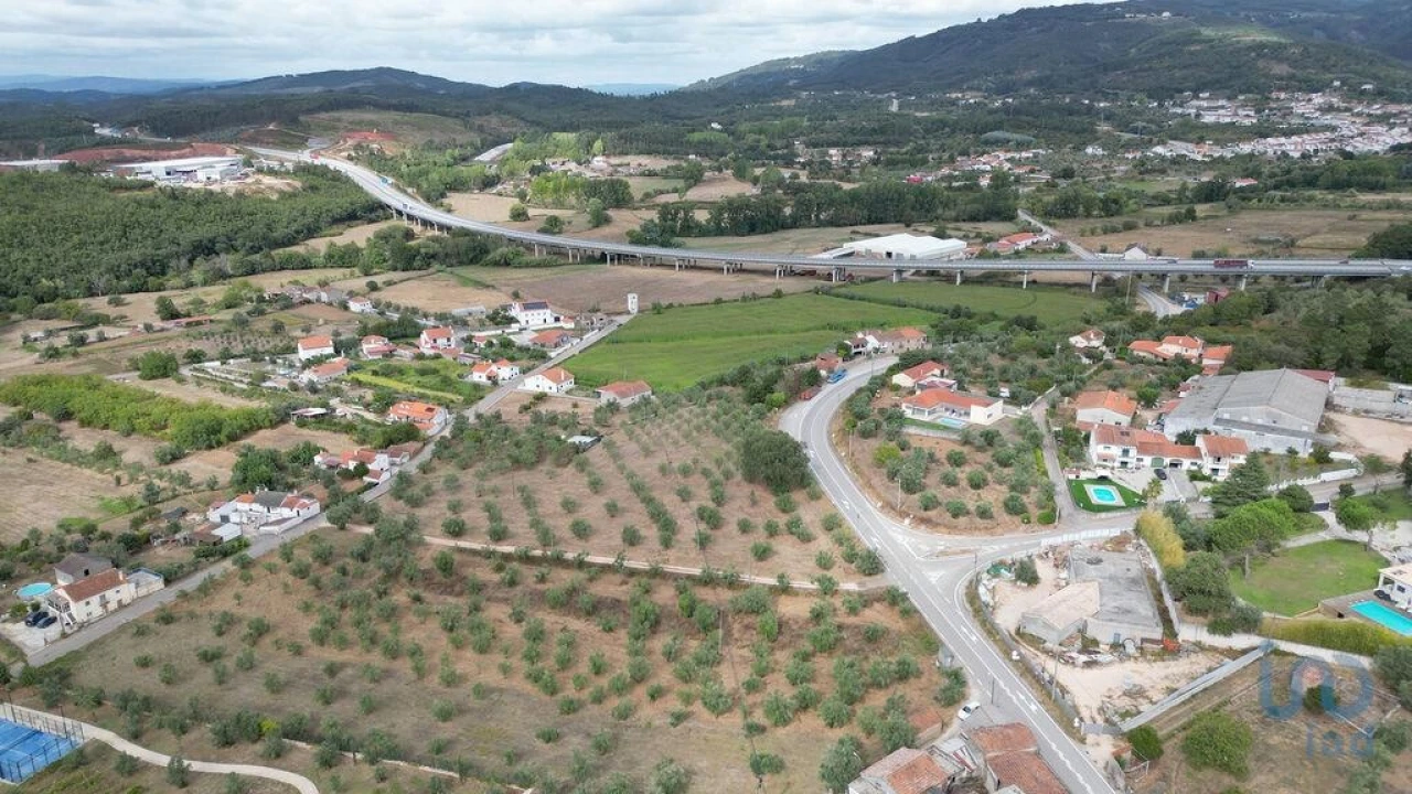Terreno para Venda em São Miguel, Santa Eufémia e Rabaçal Foto 3
