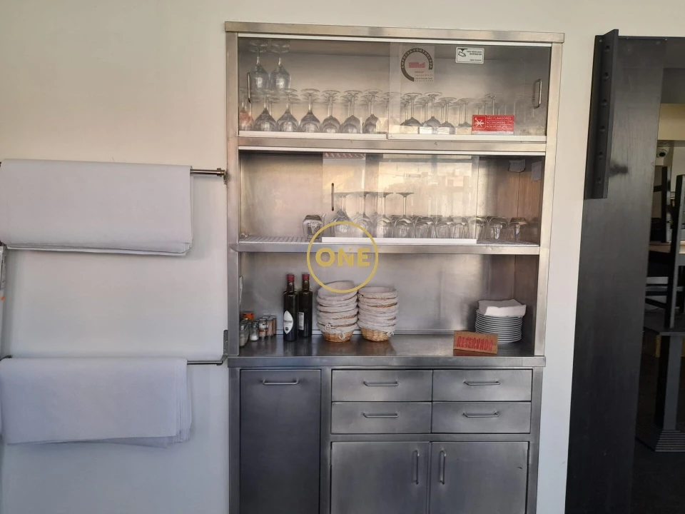 Negócio para Arrendamento em São Domingos de Rana Foto 6