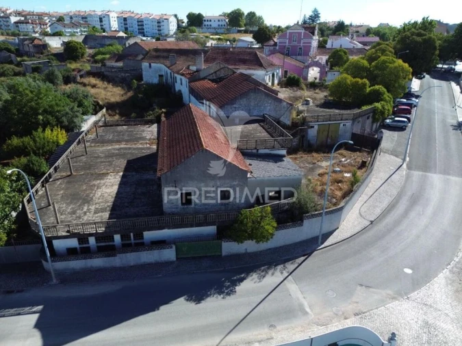 Moradia para Venda em Alcanena e Vila Moreira Foto 3