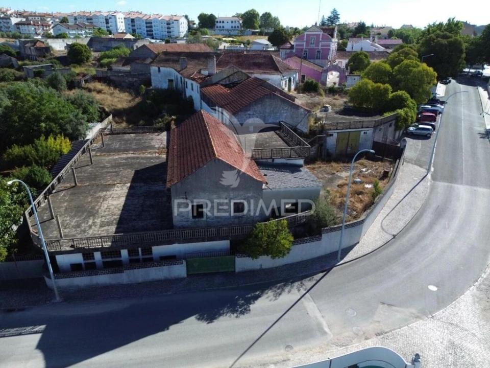 Moradia para Venda em Alcanena e Vila Moreira Foto 3