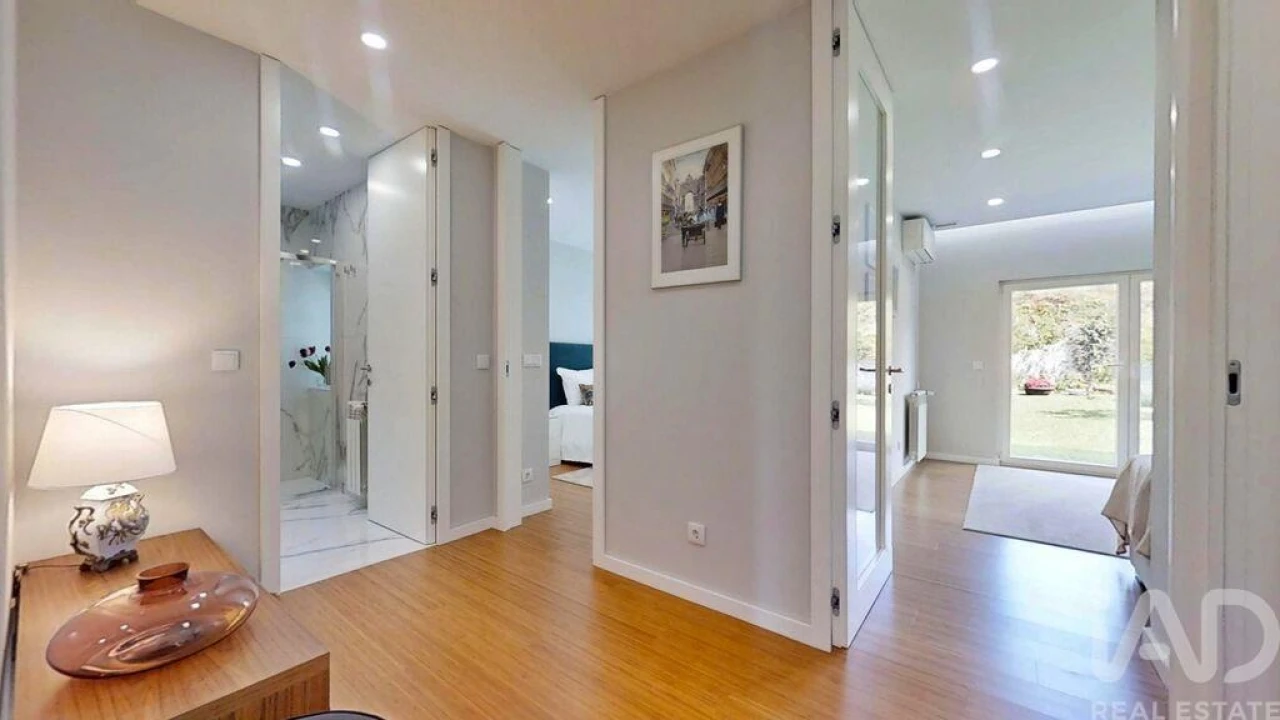 Moradia T4 para Venda em Vilaça e Fradelos Foto 13