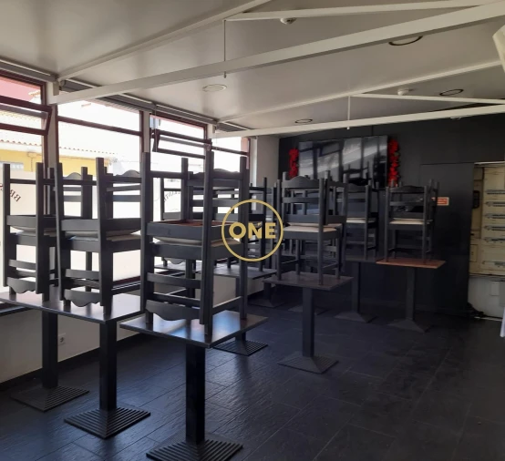 Loja para Trespasse em São Domingos de Rana Foto 8