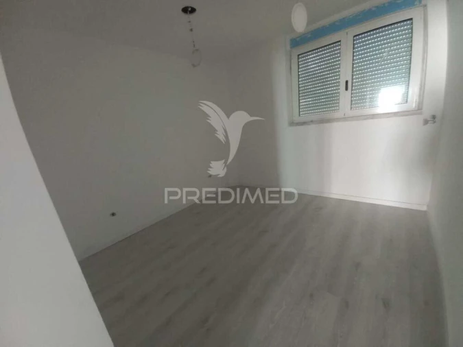 Apartamento T4 para Venda em Póvoa de Santa Iria e Forte da Casa Foto 9