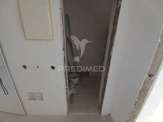 Apartamento T4 para Venda em Póvoa de Santa Iria e Forte da Casa Foto 10