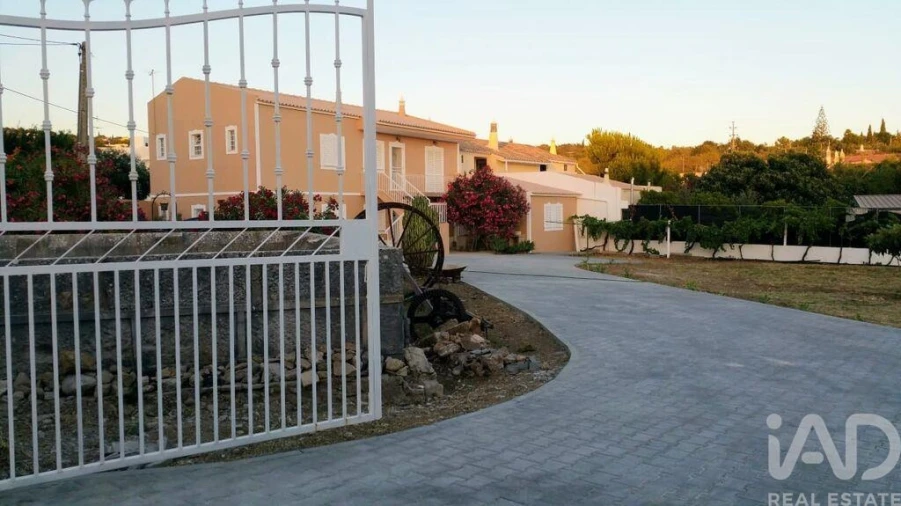 Moradia T4 para Venda em Boliqueime Foto 17