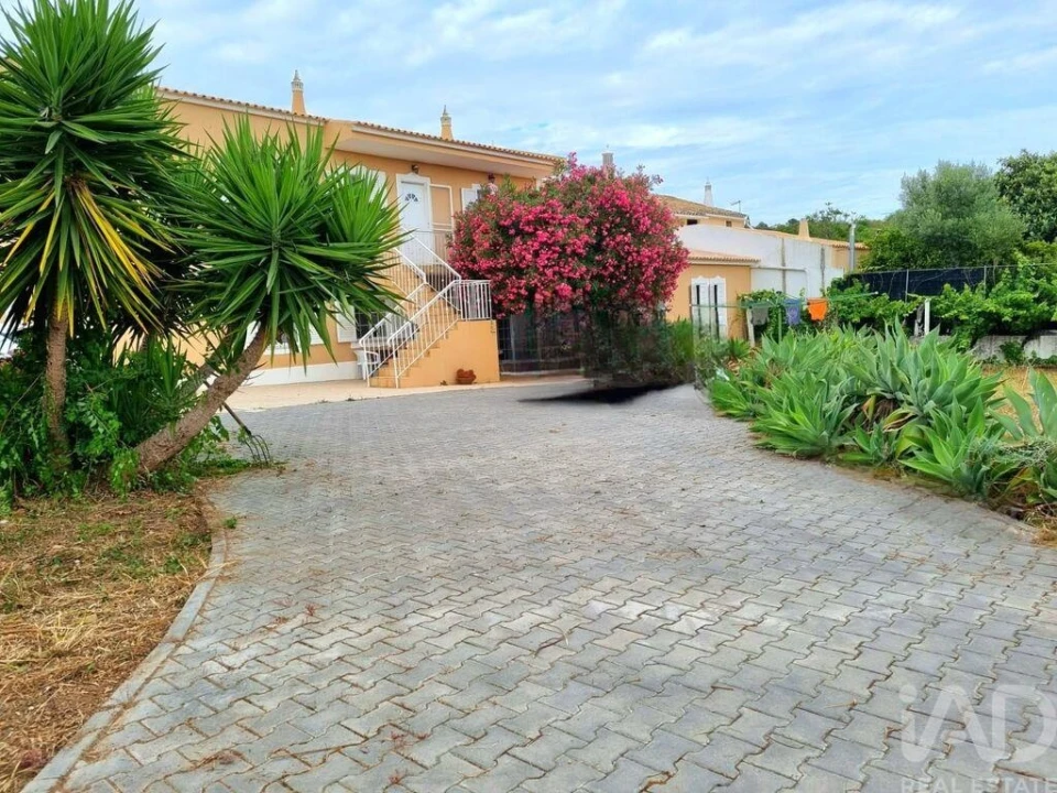 Moradia T4 para Venda em Boliqueime Foto 3