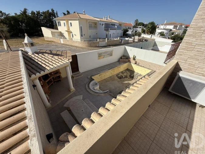 Moradia T3 para Venda em Alcantarilha e Pêra Foto 25