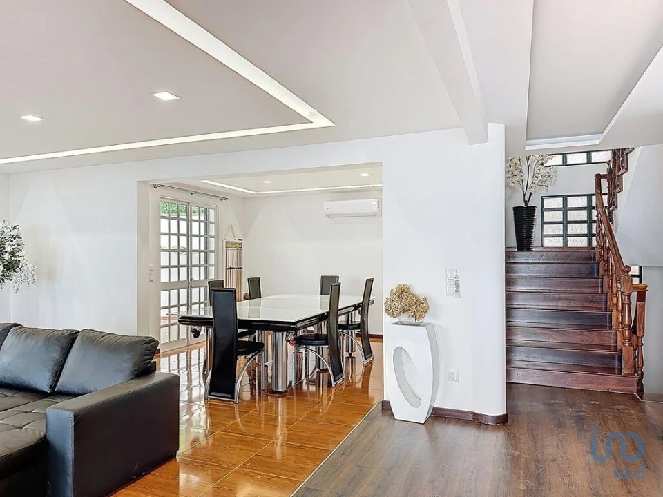 Moradia T9 para Venda em Monte Foto 2