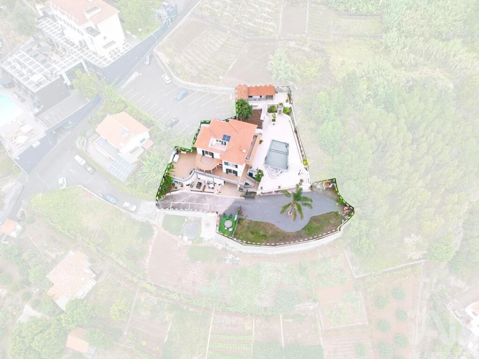 Moradia T9 para Venda em Monte Foto 30