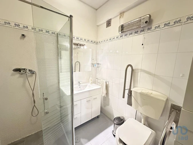 Apartamento T5 para Venda em Avelãs de Ambom e Rocamondo Foto 4