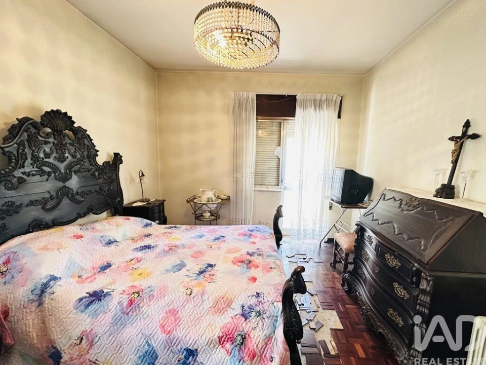 Apartamento T5 para Venda em Avelãs de Ambom e Rocamondo Foto 15