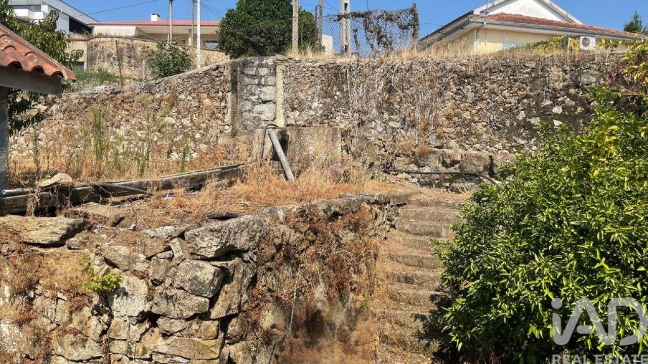 Moradia T4 para Venda em Escariz (São Mamede) e Escariz (São Martinho) Foto 14