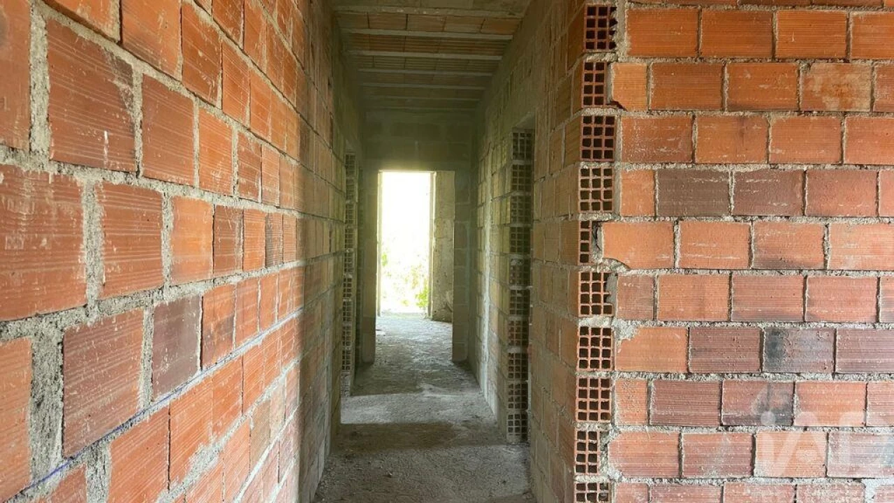 Moradia T4 para Venda em Escariz (São Mamede) e Escariz (São Martinho) Foto 8