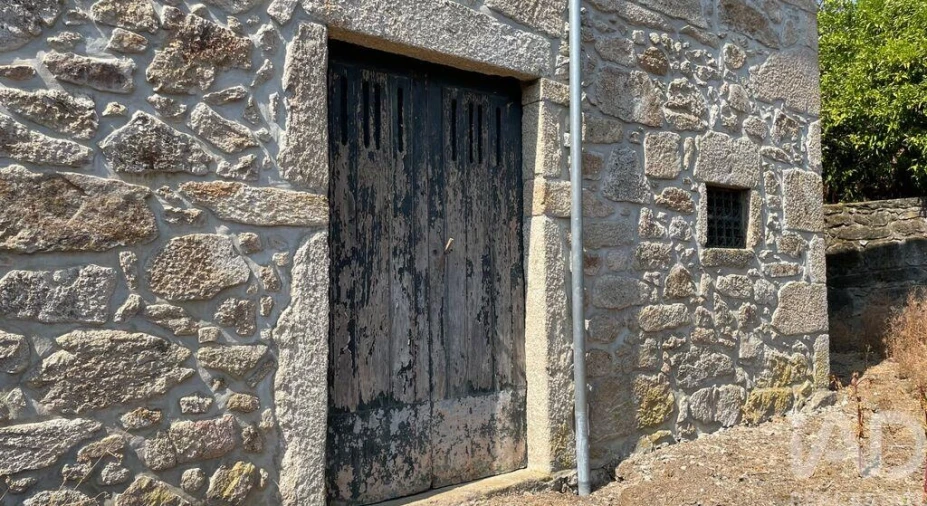 Moradia T4 para Venda em Escariz (São Mamede) e Escariz (São Martinho) Foto 10