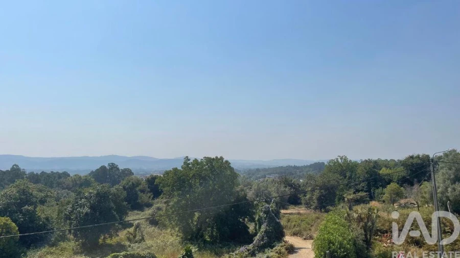 Moradia T4 para Venda em Escariz (São Mamede) e Escariz (São Martinho) Foto 11