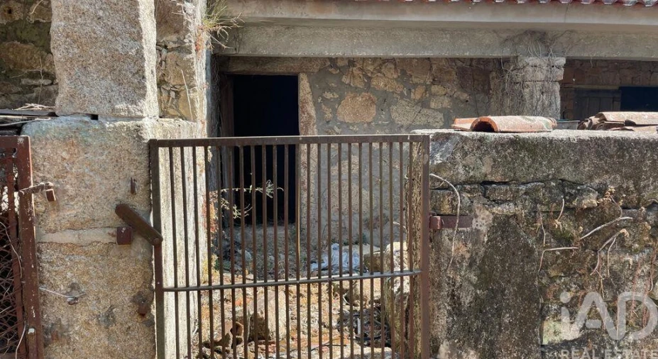 Moradia T4 para Venda em Escariz (São Mamede) e Escariz (São Martinho) Foto 16