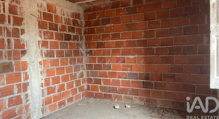 Moradia T4 para Venda em Escariz (São Mamede) e Escariz (São Martinho) Foto 8