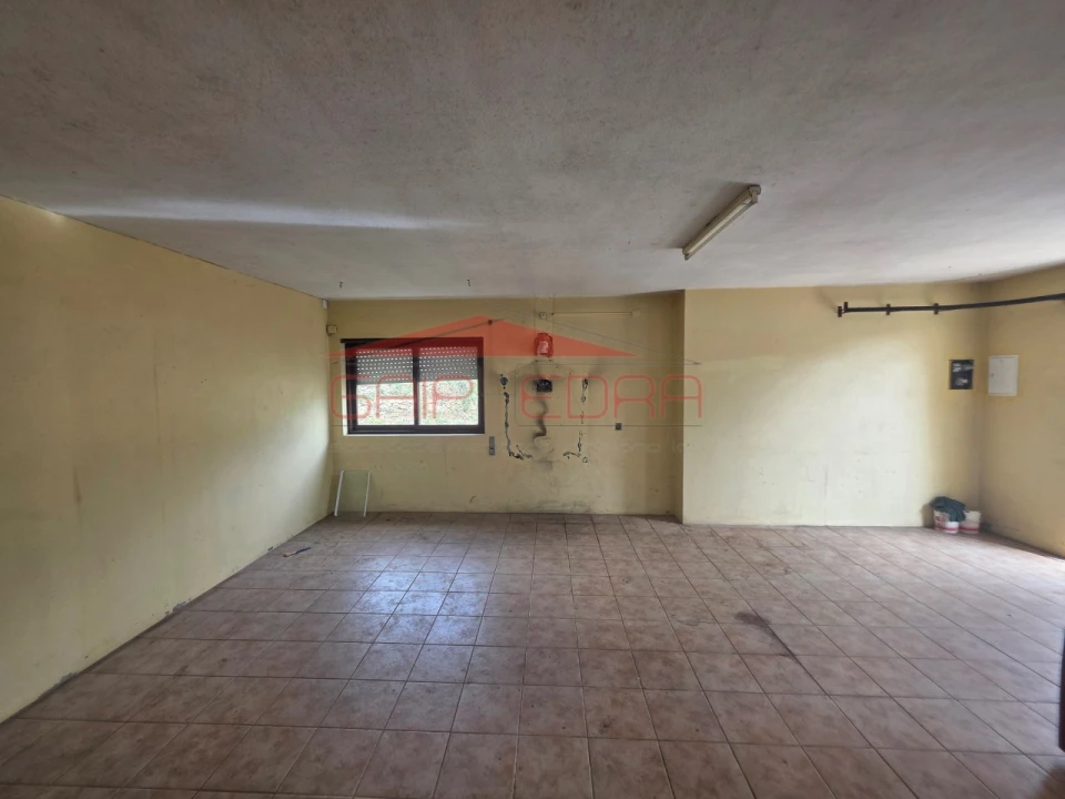 Moradia T4 para Venda em Santa Maria de Lamas Foto 8