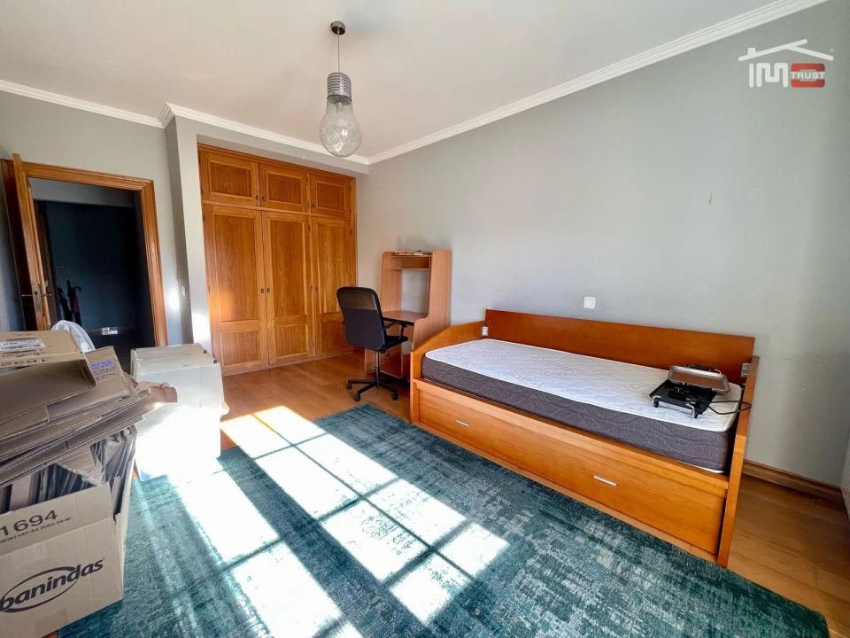 Apartamento T5 para Arrendamento em União das Freguesias de Setúbal Foto 28