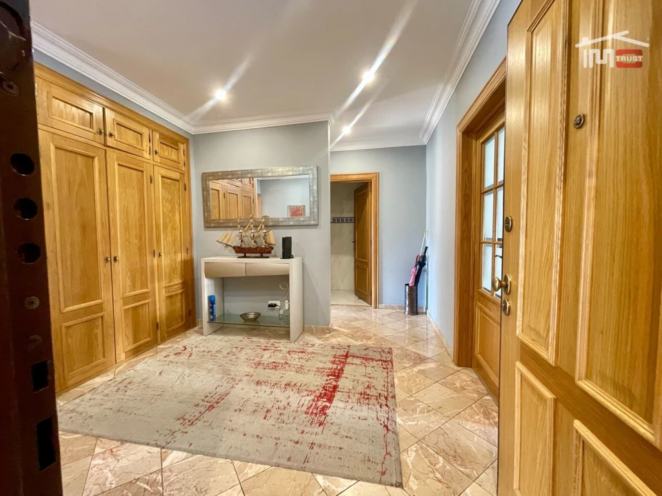 Apartamento T5 para Arrendamento em União das Freguesias de Setúbal Foto 9