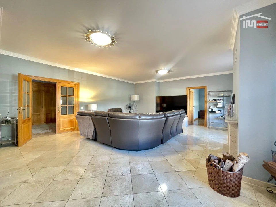 Apartamento T5 para Arrendamento em União das Freguesias de Setúbal Foto 2